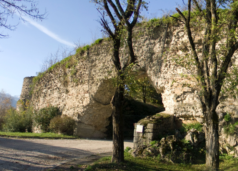 Wall von Saint-Lizier